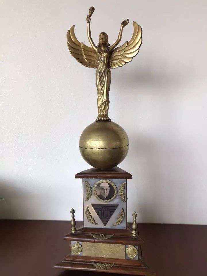 津门足球双百颂图片,津门足球双百颂签售会