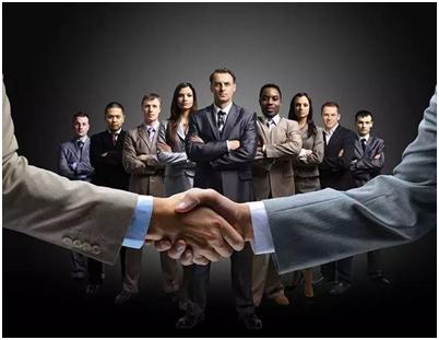 通过卖零食每天赚五百块钱,卖零食一年赚多少