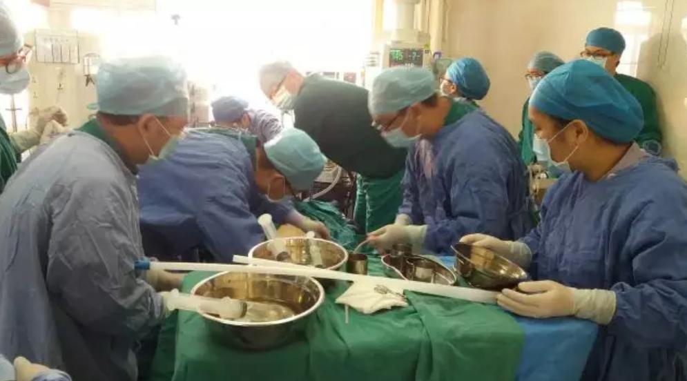 实习医生心脏停跳72小时后获救，国内外均属罕见成功案例