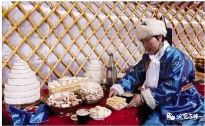 蒙古族习俗查干萨日,蒙古族查干萨日怎么过