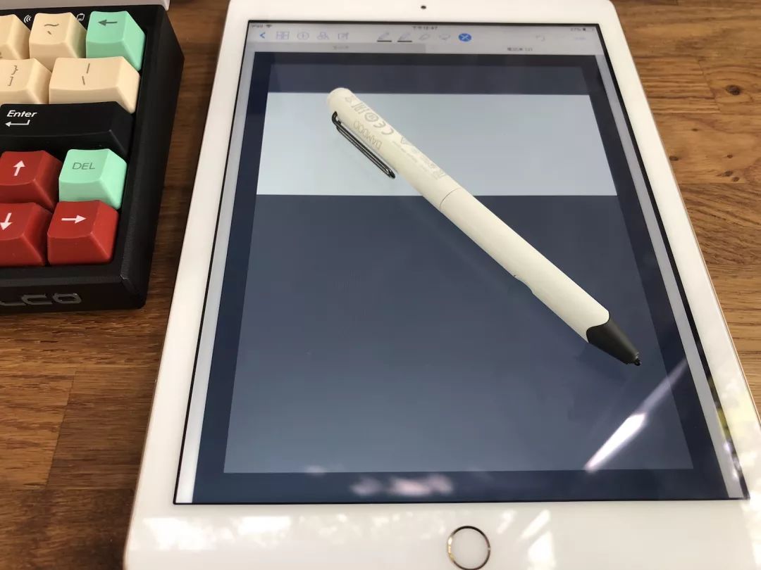 全套文具大礼包10元,超多又好看的文具大礼包