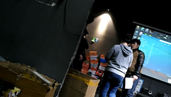 打不掉的莆田鬼市：120元假耐克三天掉色