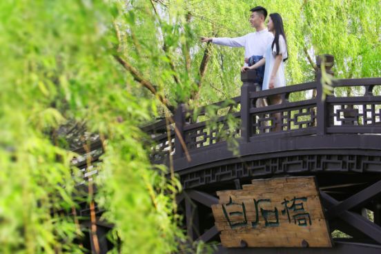 灵动的泉韵，来一场游老街感受老城风味的亲水之旅吧！