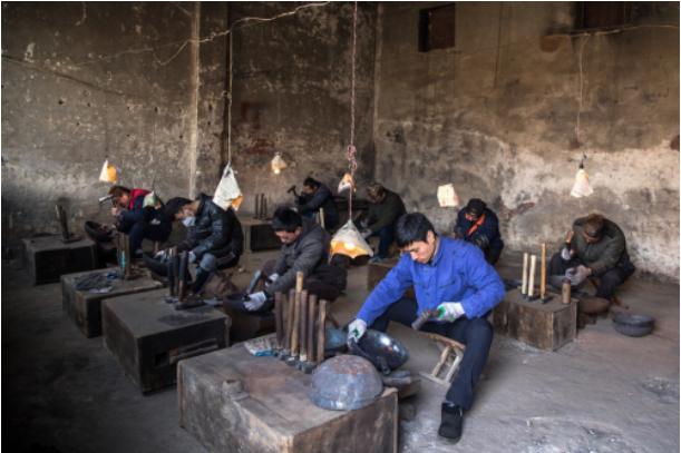 章丘生铁双耳铁锅正宗老字号,章丘正宗老字号手打铁锅