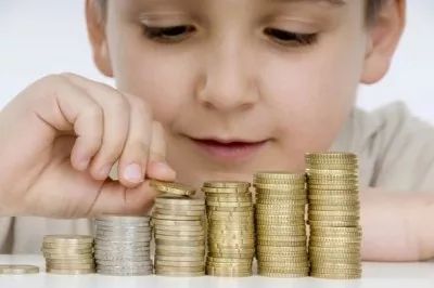 既然是压岁钱，老娘还真不该花