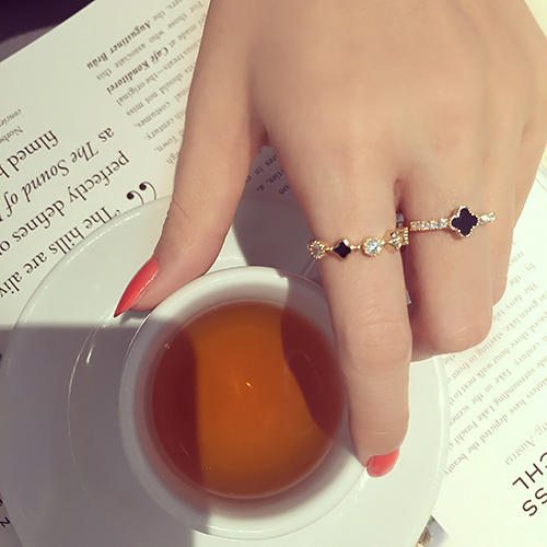 突然很想买个戒指是什么心理,想买个戒指来提醒自己