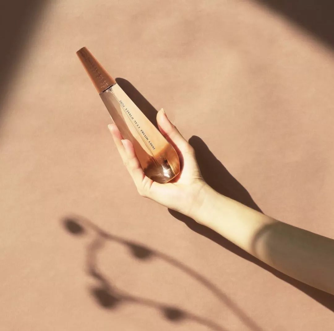 超好闻的几款小众香水,日本的一种空气清新剂特别好闻