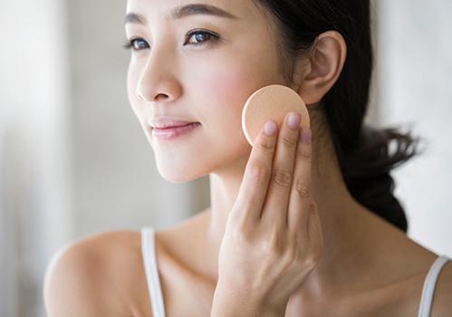 好用的bb霜不脱妆保湿,好用不油持妆一整天的bb霜