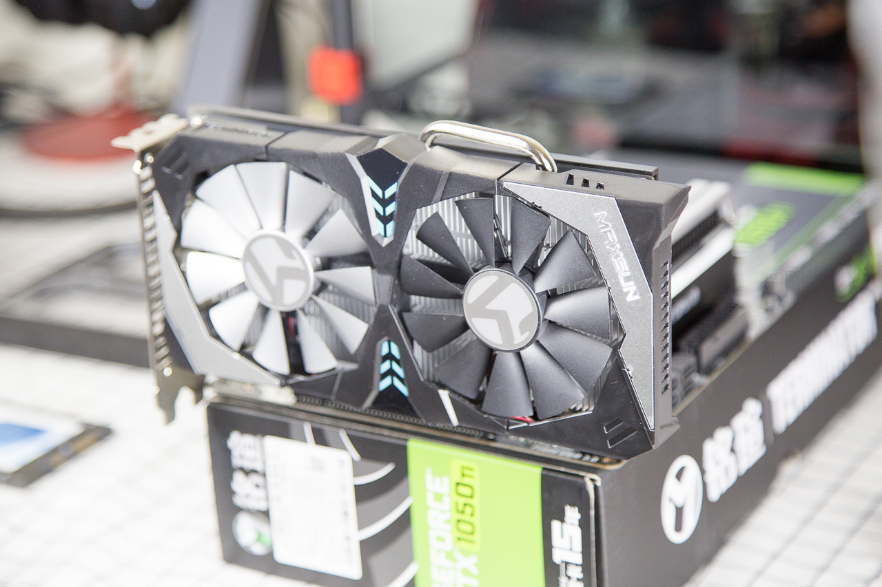 铭瑄gtx1050ti终结者评测,i38100加1060吃鸡评测