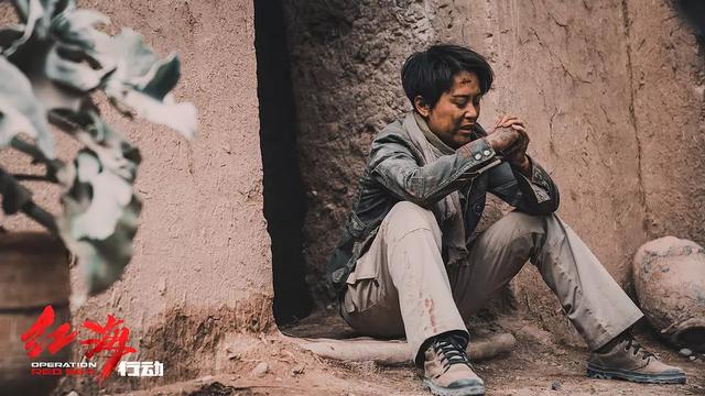 《红海行动》：广电其实没有实权的尴尬而不失礼貌的微笑