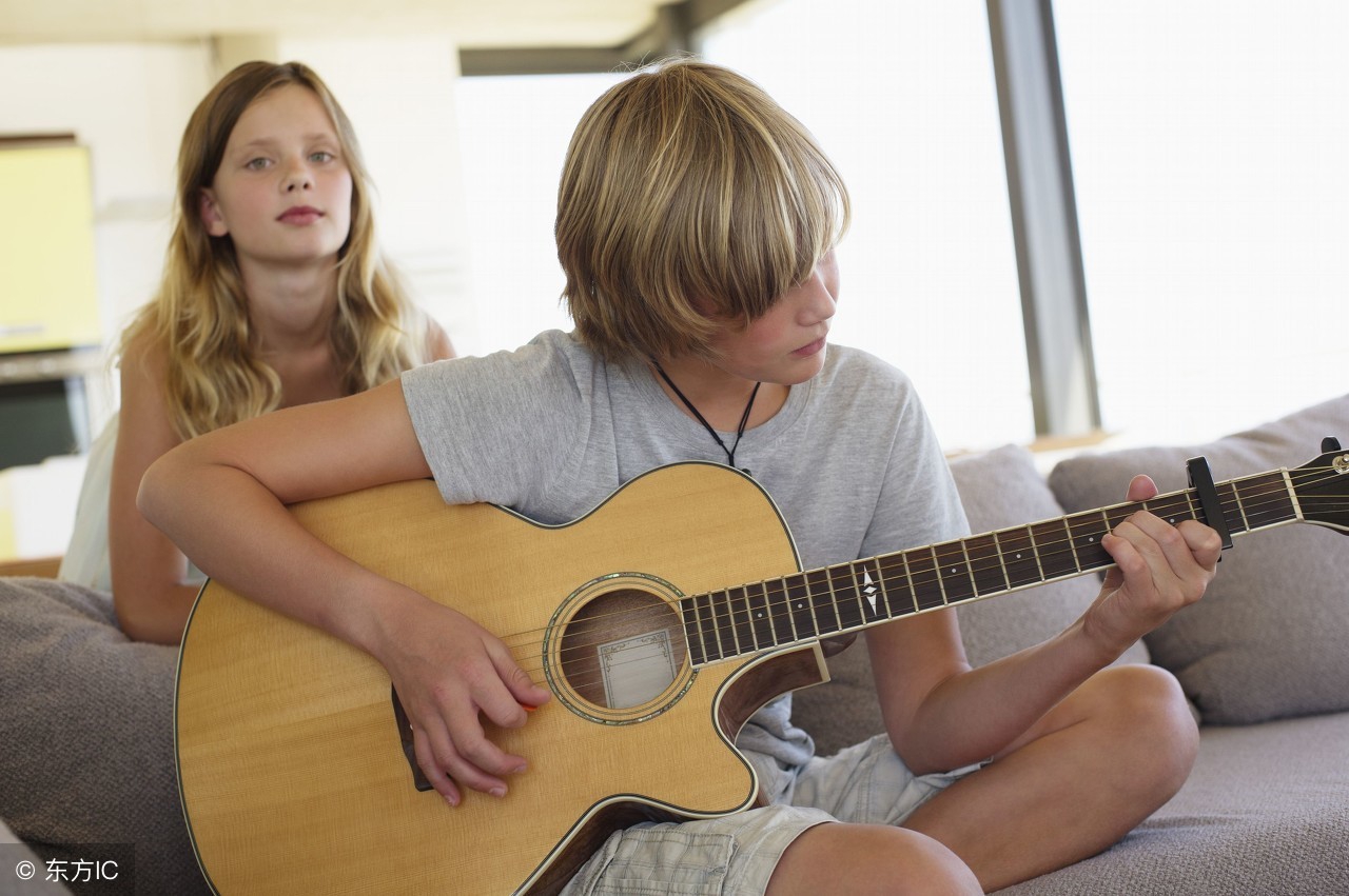 驾校教练适合做什么副业,驾校教练员工资多少钱一个月