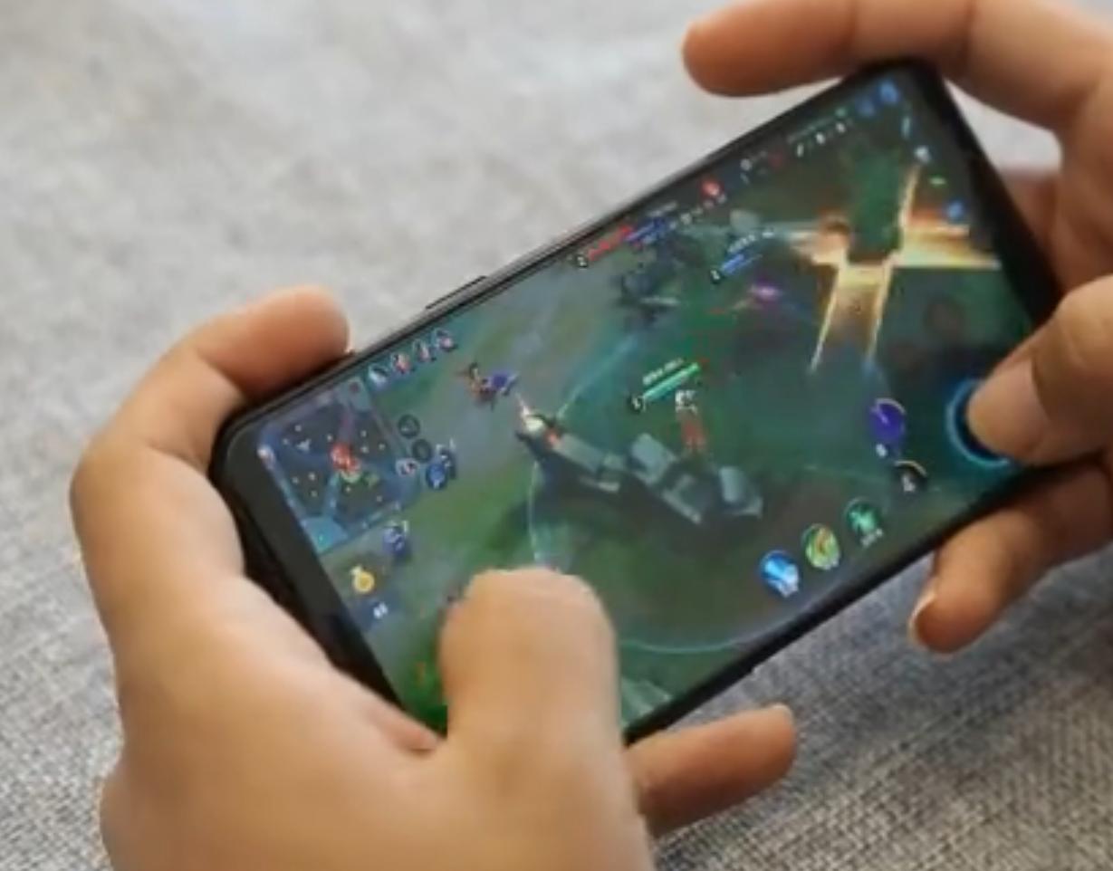 想要更好的吃鸡一加5T和荣耀V10谁更合适?