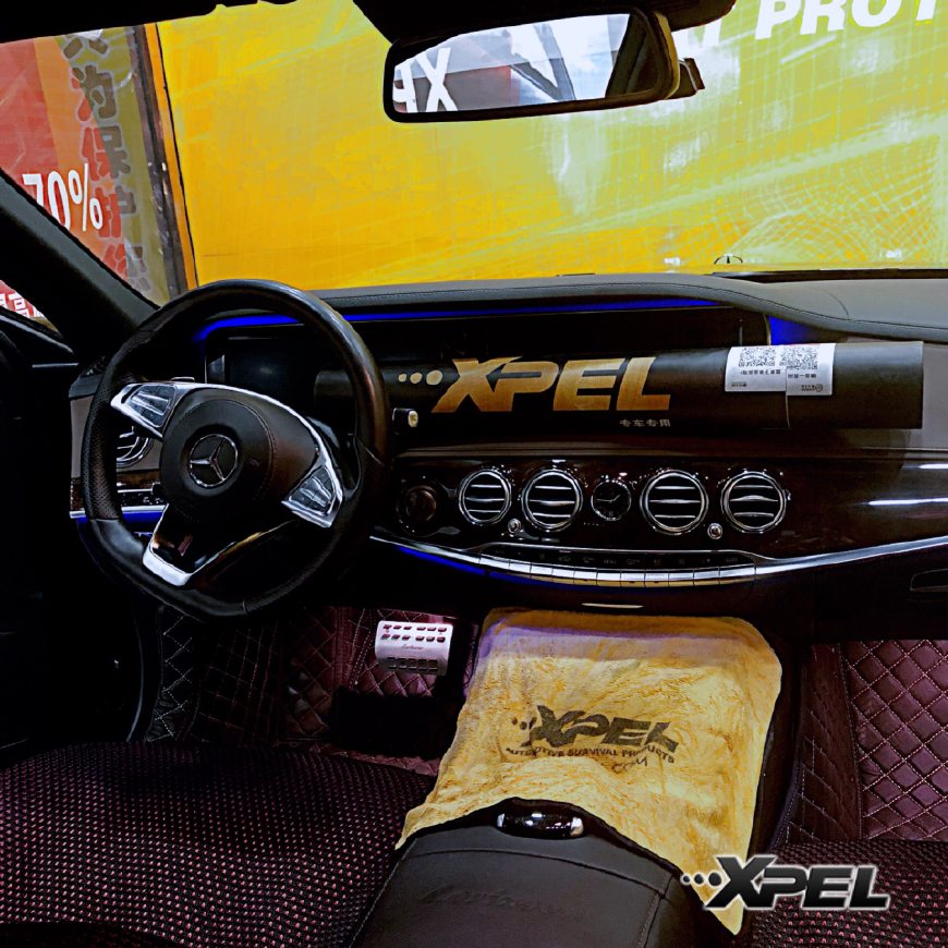 汽车内饰有伤痕怎么办,汽车内饰门板硬塑料划痕怎么修复