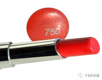 夏季职场适合的口红色号,职场口红推荐正红气质