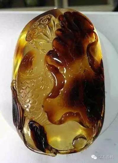 烤色蜜蜡和非烤色蜜蜡对比图,蜜蜡烤色算二代蜜蜡吗