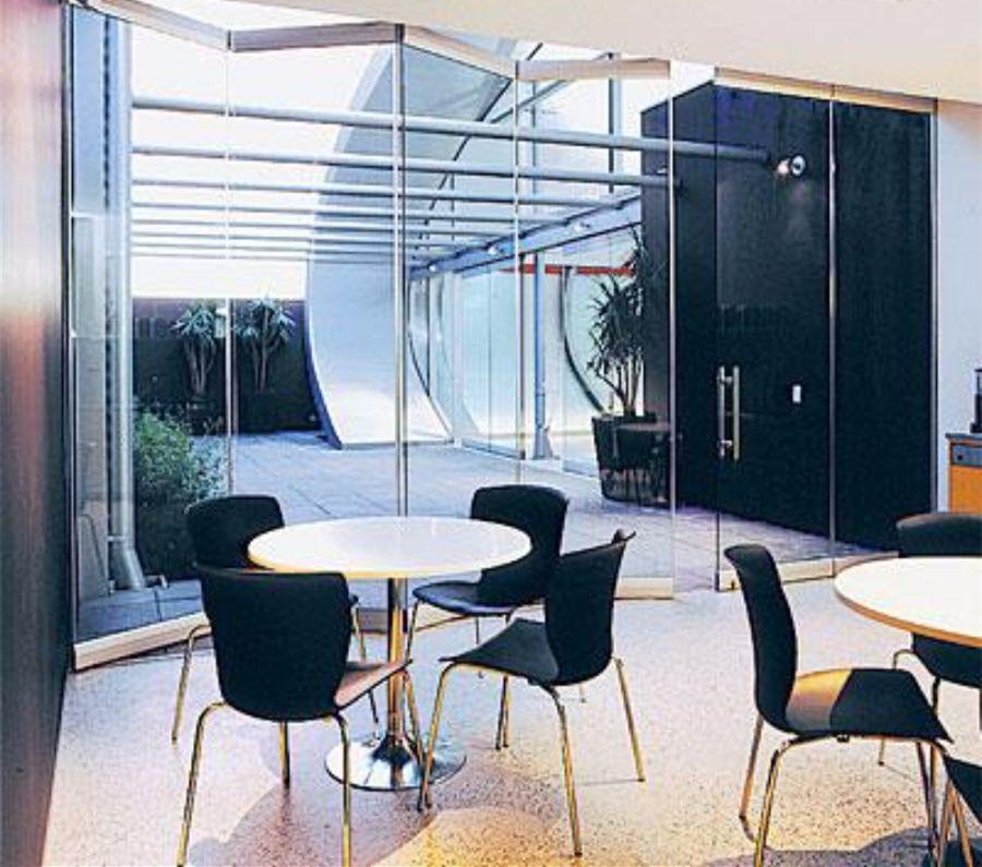 玻璃隔断专业的事交给专业的人,告诉你玻璃隔断的6大好处