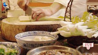 刚离开家就开始想家,想念妈妈做的家常饭菜