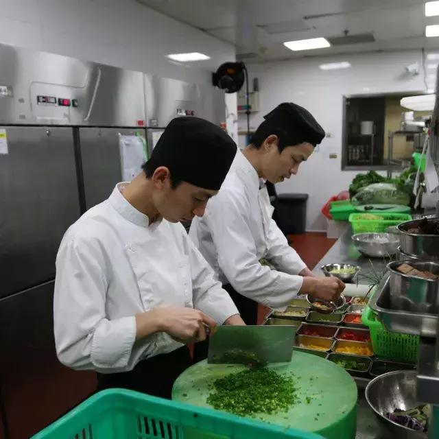 感谢春节坚守岗位的酒店人,致敬酒店人