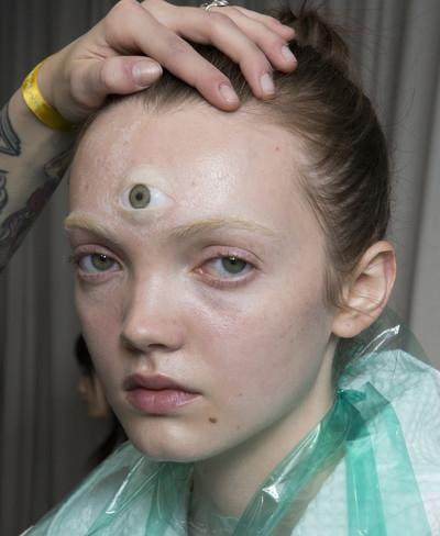 一字眉弯眉,一字眉自然眉韩式眉哪种好看