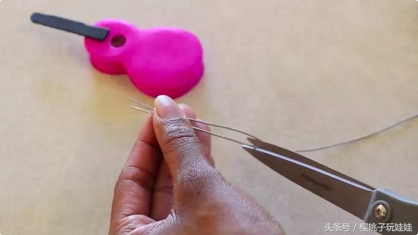 自己手工做一个芭比娃娃,芭比娃娃手工做笔