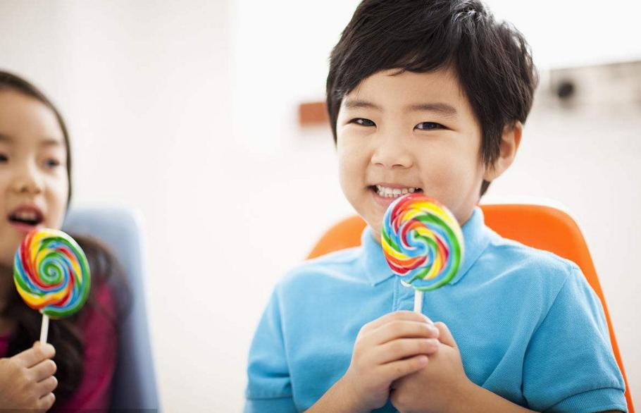 请你善待你的孩子,请你尊重你的长辈