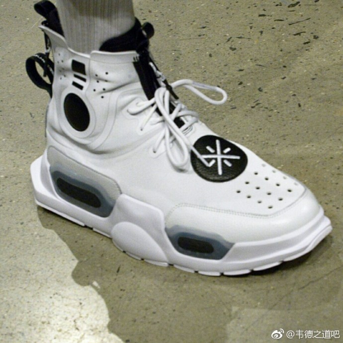 为了这双李宁重燃他被骗了好几千崛起不假乱象是真啊!