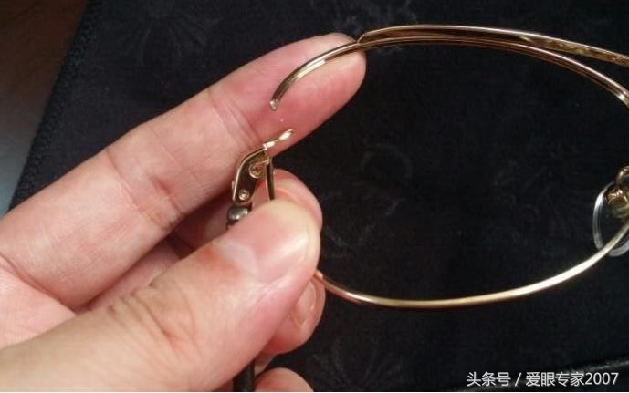 chromehearts克罗心眼镜,chromehearts克罗心真假