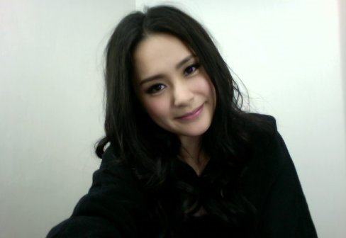 阿娇刮痧,阿娇背部刮痧图片