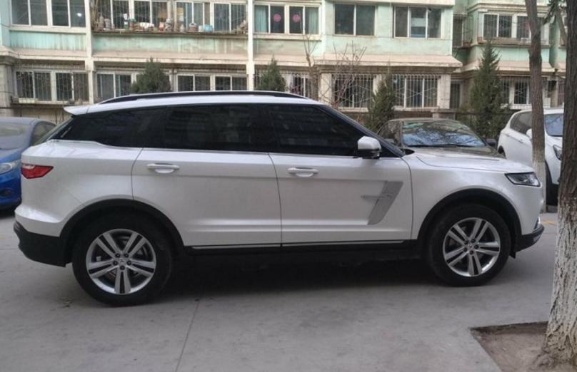 小伙花50买一辆车,小伙花10000万块钱买了一辆二手车