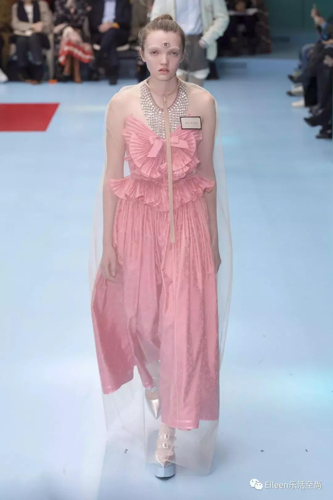 刘雯王俊凯照片 (王俊凯和刘雯)