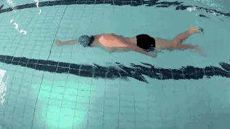 为什么我单边换气很牛，却还要练习弱侧换气？