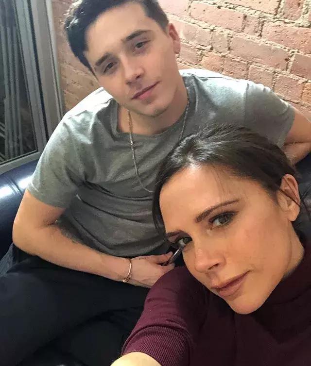 五个小技巧，拍出最美自拍照