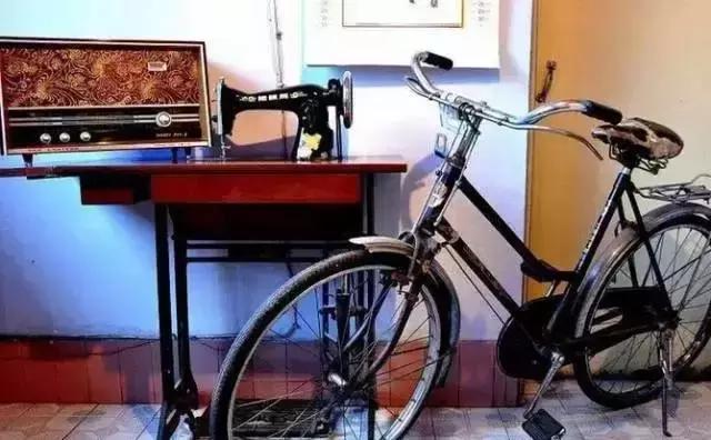 还在星爸爸%arabica排队?魔都还有这些超嗲主题咖啡馆等你拔草