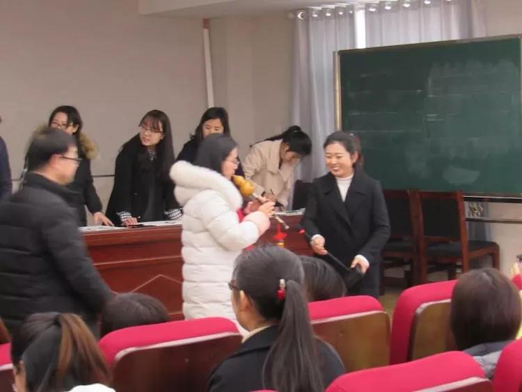 虎跃龙腾迎新春,虎跃龙腾扬帆起航