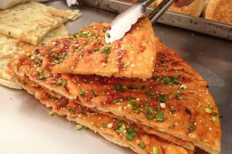 上海正宗土家酱香饼培训,正宗土家酱香饼酱配方及熬酱视频