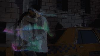 爆红网络靠一头绿发？让80万人沦陷的绝世美颜，竟是靠化妆台上的