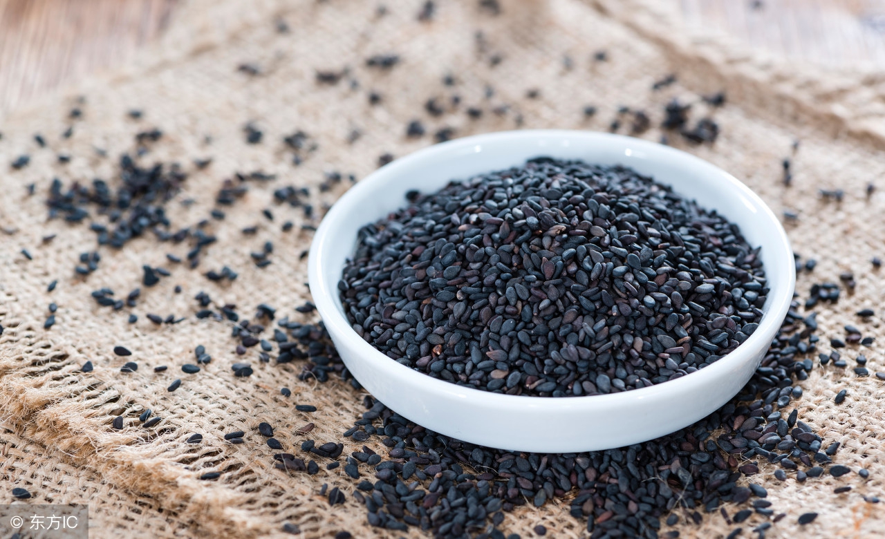 头发全部烫竖起来怎么办,头发烫染干枯毛躁怎么办