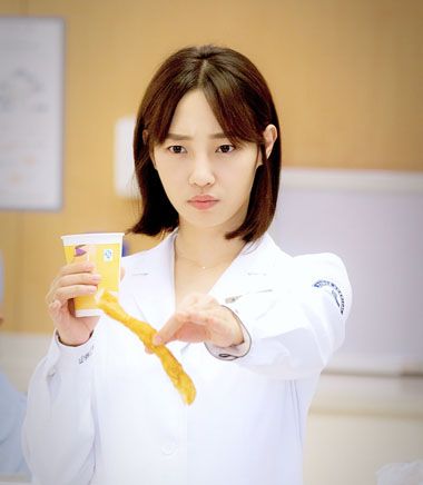 13款长方脸女生修颜发型，时尚又大方！