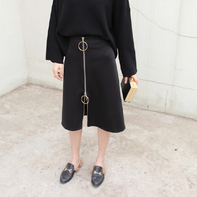 长腿秘籍高腰刺绣字母拖地裤,穿搭小能手美女