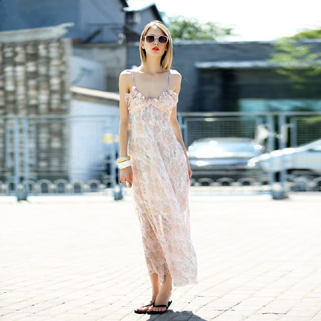 一字肩上衣纯欲风露锁骨款,露锁骨常规显瘦半袖