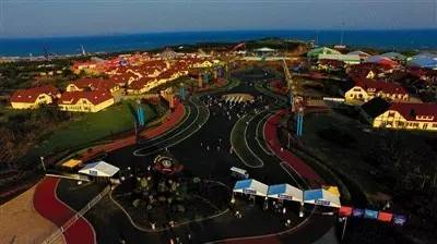 青岛黄岛最清澈最好玩的海边,青岛和黄岛哪个更适合旅游