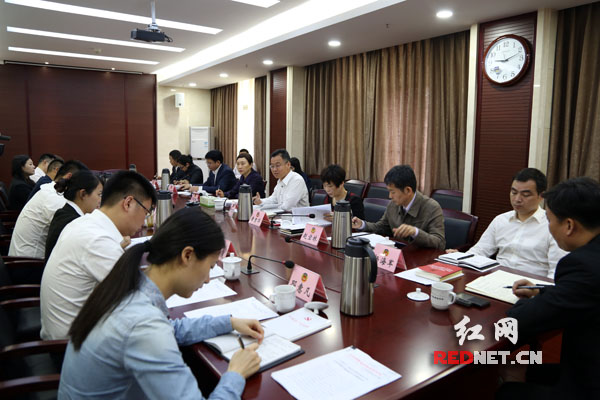 今日新闻每天5分钟了解天下事,每天三分钟知晓天下事新闻早餐