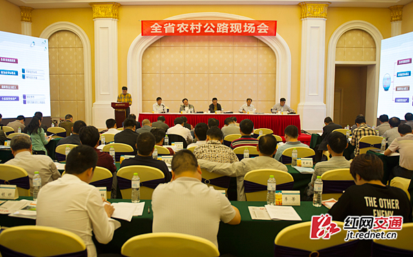 今日新闻每天5分钟了解天下事,每天三分钟知晓天下事新闻早餐