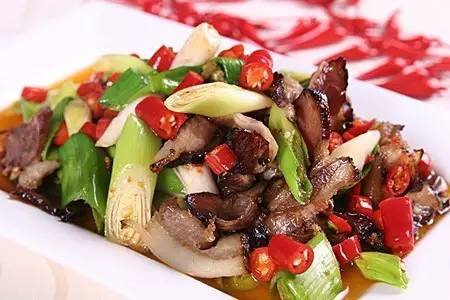 景德镇饺子粑用的什么粉,景德镇美食冷粉