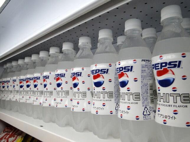 日本各种颜色可乐,五种口味的可乐