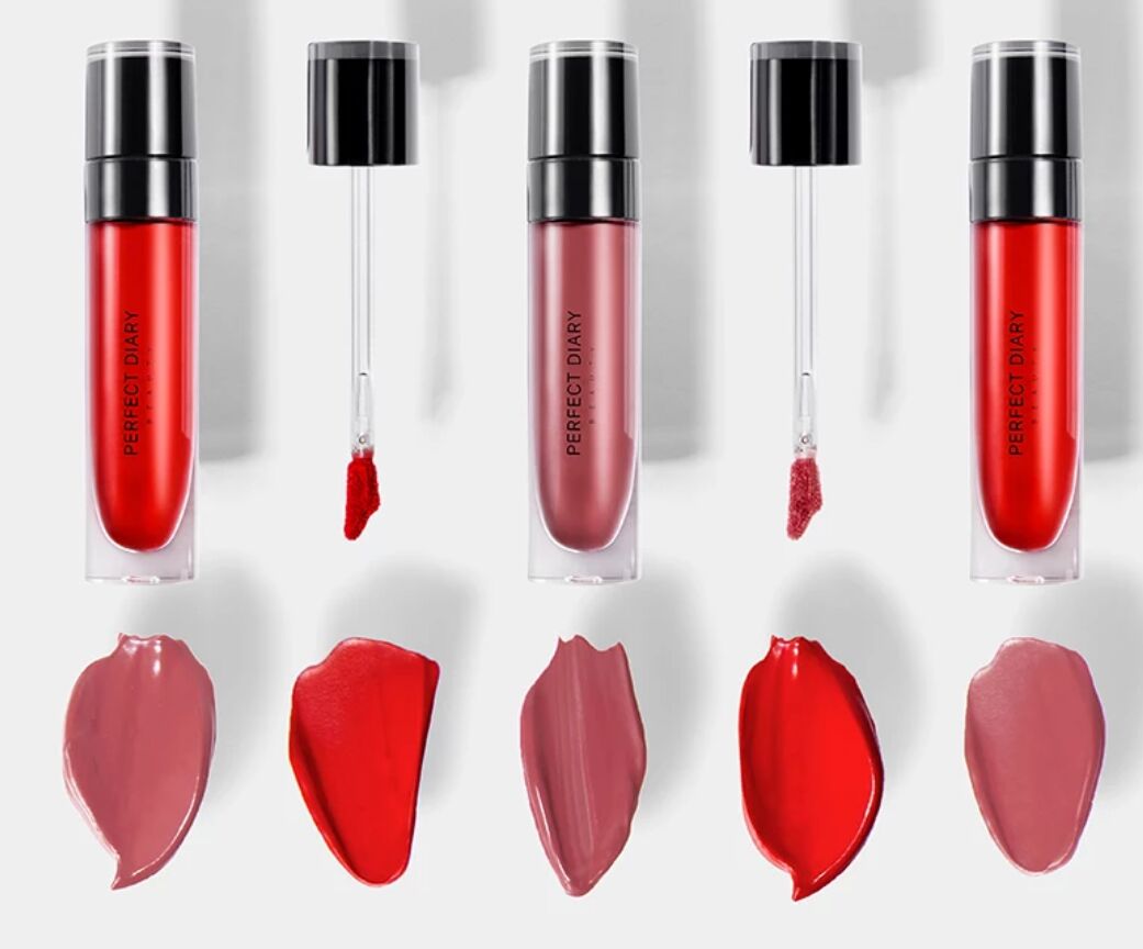 喜欢口红的女人是什么性格,喜欢口红的女人怎么样