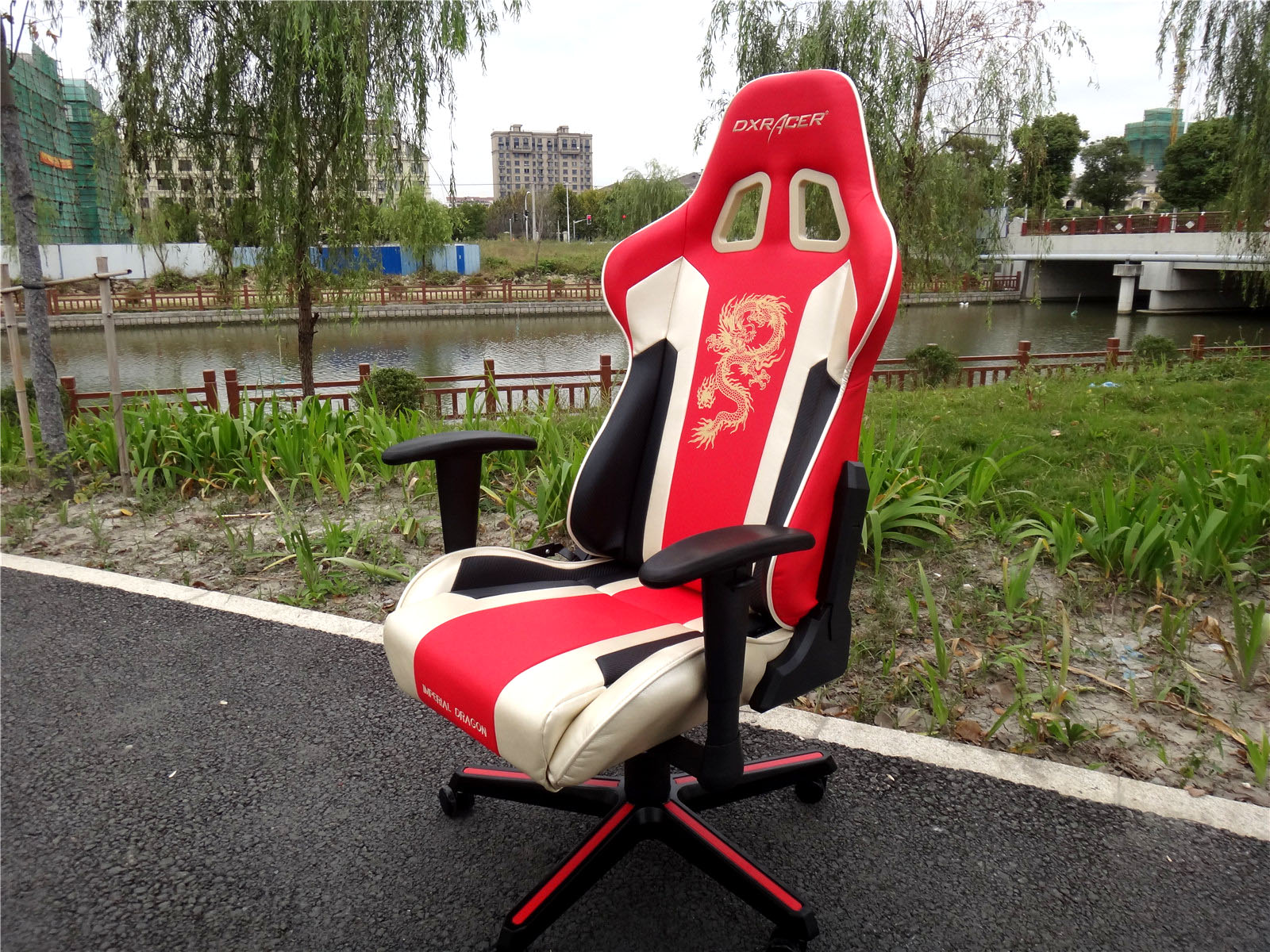 游戏生活两不误的手机推荐,迪锐克斯dxracer电竞椅无锡