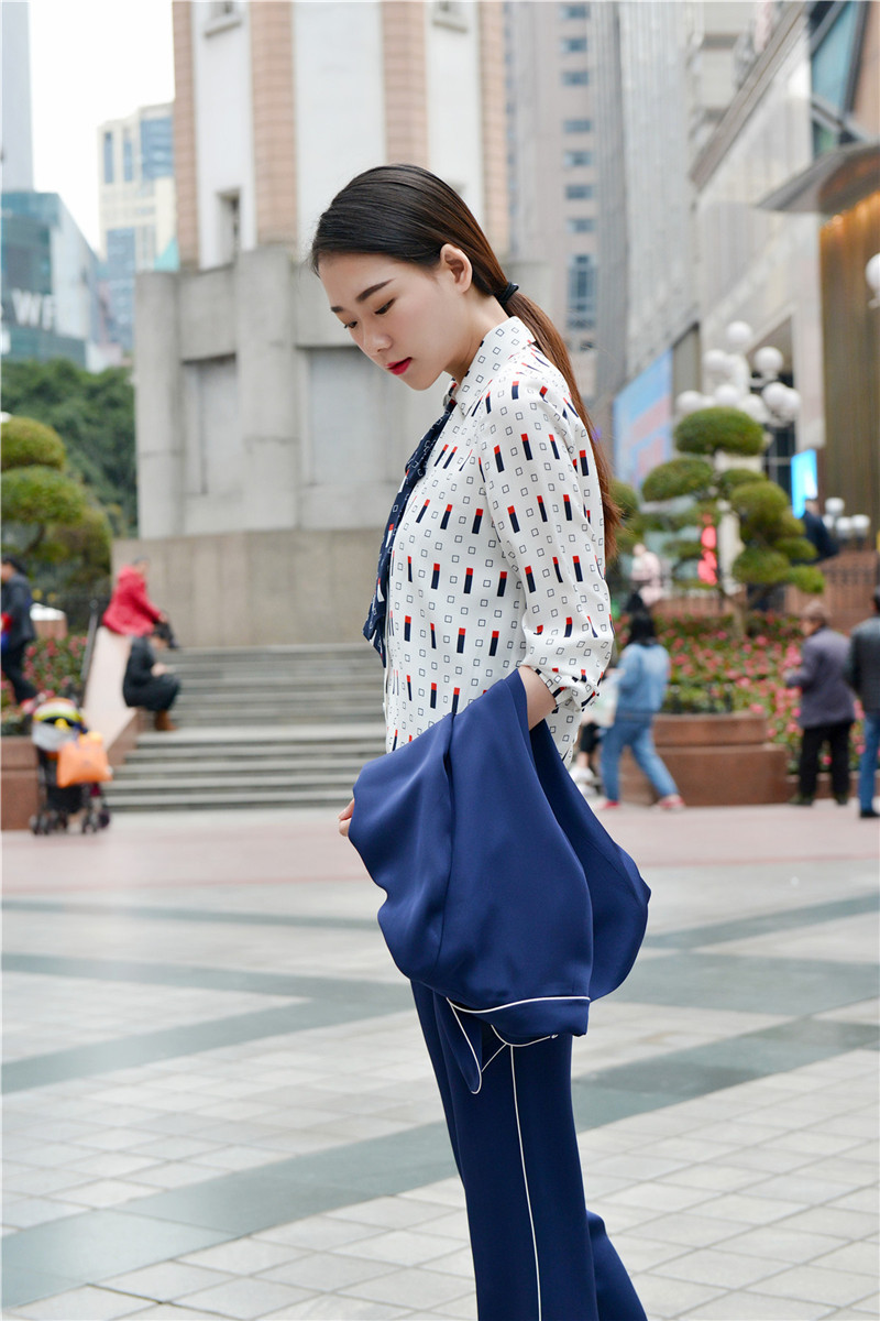 重庆解放碑街拍摄影馆,解放碑每天美女街拍时间