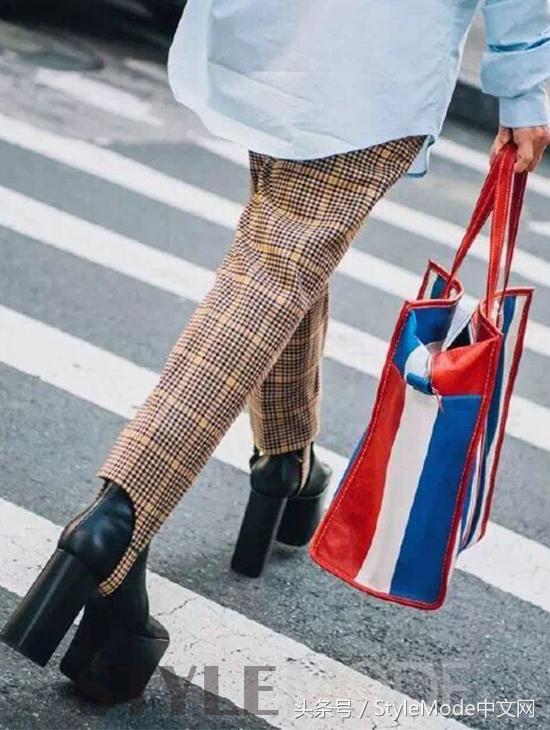 妈妈高档踩脚裤,薄款光泽踩脚裤