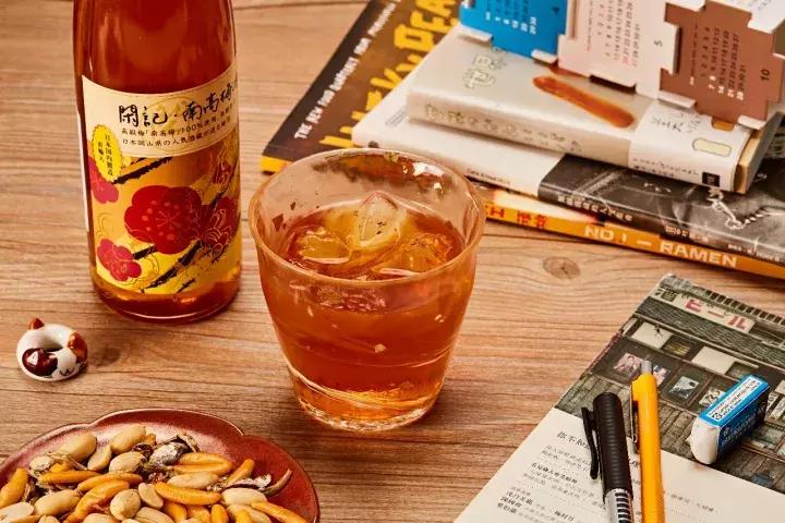 喝水选择自己喜欢的杯子,选择喝水的杯子